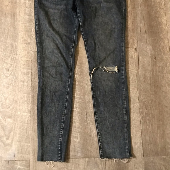 Black tag Levi’s skinny size 27 - Picture 1 of 5